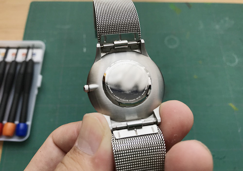 スカーゲンの腕時計_簡単電池交換