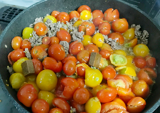 ミニトマト レシピ 鈴生りの夏野菜をミートソースにして美味しく大量消費 しぜんらぼ