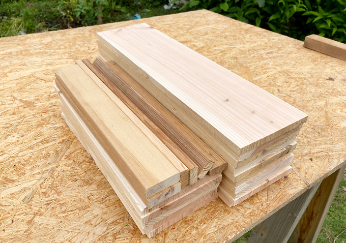 【簡単DIY】材料：棚下収納ペットボトルケースの作り方（木製工作）棚板スッキリ目隠し