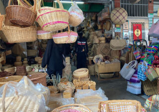 【台北／お買い物】編みカゴがたくさん！お土産探し&ローカルグルメは卸し問屋街「迪化街」へ。