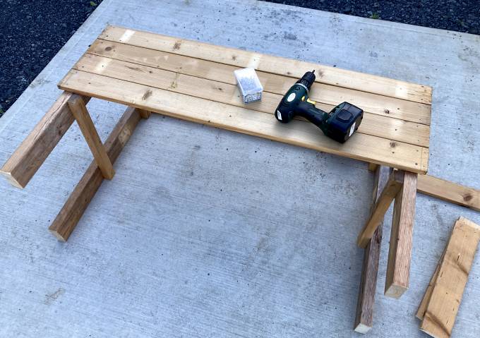 ウッドプランターの作り方／簡単DIY／廃材で作る木製植木鉢／レイズドベッド防草シート