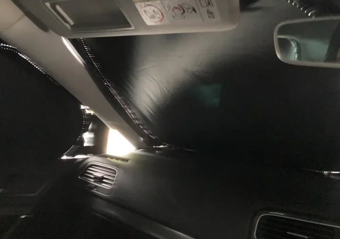 フォルクスワーゲン・ゴルフ７にゴルフ８用のサンシェードを取り付けてみた／適合／窓サイズは同じ？／VWgolf7/CAR SUNSHADE／車中泊用カーテン／夏車内の暑さ対策／フルスモーク／カーフィルム